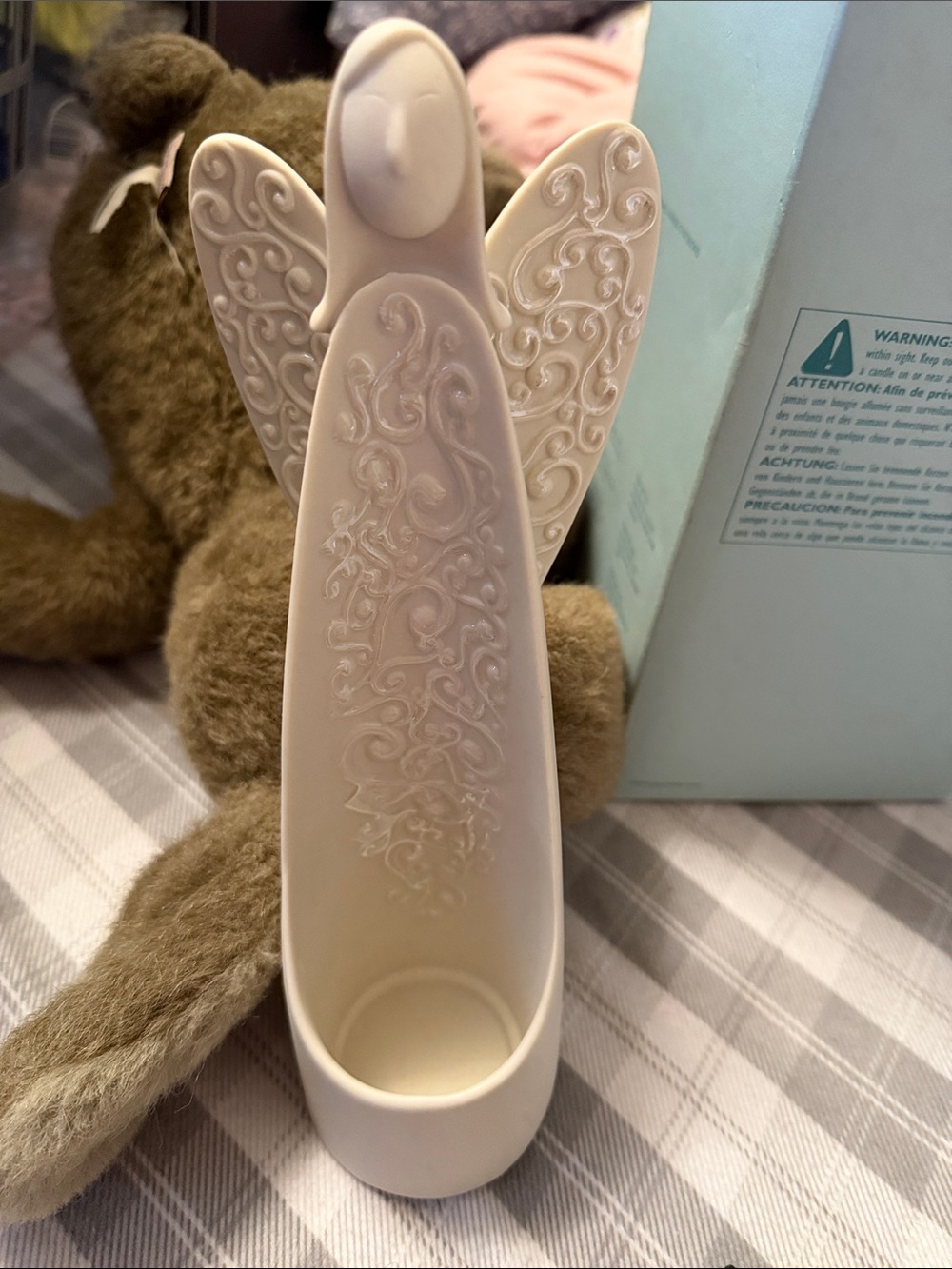 RETIRED Serenity Tealight PartyLite NEW IN BOX Ceramic Angel. Beautiful!